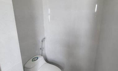 Lujosa Casa de Estreno en Venta en Aires Norte – Nuevo Samborondón