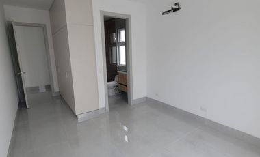 Lujosa Casa de Estreno en Venta en Aires Norte – Nuevo Samborondón