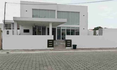 Villa vendo en la Urbanización la Herradura del mar