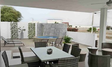 Villa vendo en la Urbanización la Herradura del mar