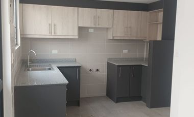 Casas Exclusivas por estrernar en Llano Grande, sector estrategicos comercial, cerca de colegios, transporte publico
