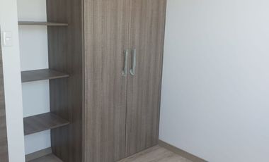 Casas Exclusivas por estrernar en Llano Grande, sector estrategicos comercial, cerca de colegios, transporte publico