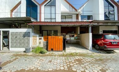 RUMAH 2 LANTAI SIAP HUNI TERMURAH DI PRAMBANAN SLEMAN