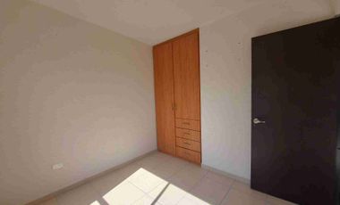 Casa en renta en Fracc. Rincones del Marqués, Qro. cerca de la Universidad Mondragón