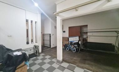 Rumah Besar Singgasana Pradana Lokasi Premium