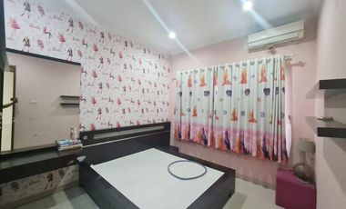 Rumah Besar Singgasana Pradana Lokasi Premium