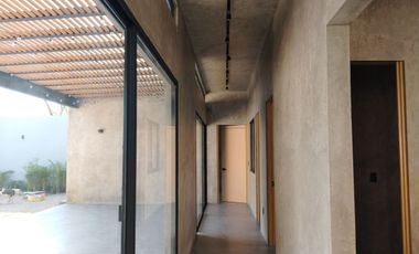 TEPOZTLÁN CON ESCRITURAS UN NIVEL EN PRIVADA