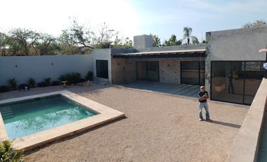 TEPOZTLÁN CON ESCRITURAS UN NIVEL EN PRIVADA