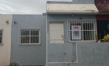 CASA EN VENTA EN COL. HORTALIZAS, VER
