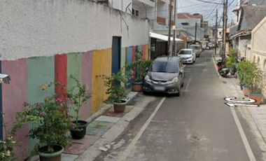 Harga Hitung Tanah! Rumah di Kramat Kwitang 1, Jakarta Pusat - SHM