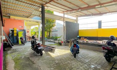 Tanah dan toko di pinggir jalan Pagutan Mataram