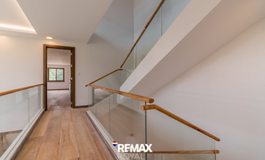 Modern 3-Storey 4 Bedroom Duplex in Bel-Air II Village, Makati