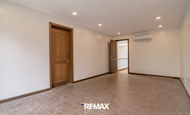 Modern 3-Storey 4 Bedroom Duplex in Bel-Air II Village, Makati