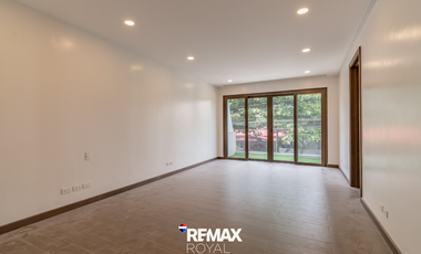 Modern 3-Storey 4 Bedroom Duplex in Bel-Air II Village, Makati