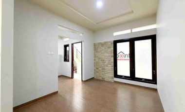 Rumah Baru Luas Mewah 2 lt di Sumber Banjarsari Solo Kota