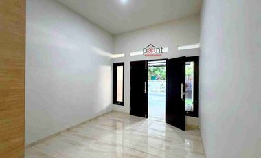 Rumah Baru Luas Mewah 2 lt di Sumber Banjarsari Solo Kota