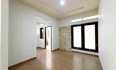 Rumah Baru Luas Mewah 2 lt di Sumber Banjarsari Solo Kota