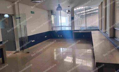 Nave industrial en Renta 2500 M2 con Transformador