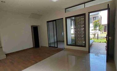 Rumah Siap Huni di Summarecon Furnish cluster Flora