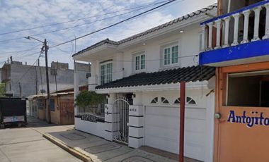 VENTA DE CASA EN LA COLONIA CAZONES POZA RICA VERACRUZ
