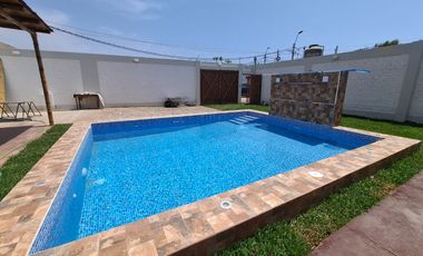 CASA C/PISCINA EN AMPLIO TERRENO – PLAYA LOS PULPOS, LURÍN  Área de terreno: 410.20 m² | Área construida: 145 m²