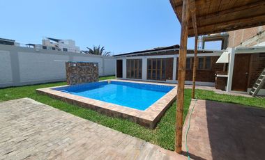 CASA C/PISCINA EN AMPLIO TERRENO – PLAYA LOS PULPOS, LURÍN  Área de terreno: 410.20 m² | Área construida: 145 m²