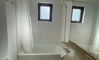 SE ARRIENDA AMPLIA CASA DENTRO DE CONDOMINIO EN CURAUMA