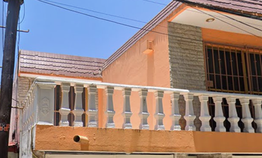 VENTA DE CASA EN LA COLONIA VALLE DORADO TLALNEPANTLA