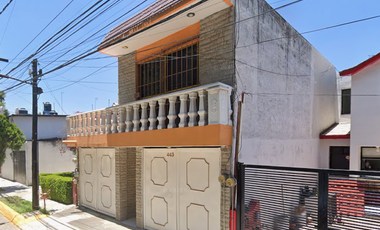 VENTA DE CASA EN LA COLONIA VALLE DORADO TLALNEPANTLA