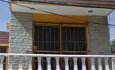 VENTA DE CASA EN LA COLONIA VALLE DORADO TLALNEPANTLA