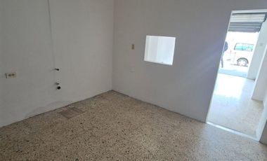 Local Comercial en Alquiler en la Garzota, Avenida Principal, 1 Baño, Norte de Guayaquil.