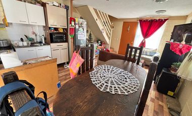 SE VENDE CASA PAREO SIMPLE | INVICA - PLACILLA DE PEÑUELAS, VALPARAÍSO