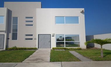 CASA EN CONDOMINIO ENTREGA INMEDIATA