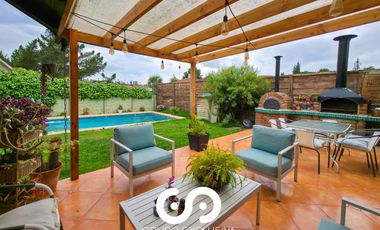 SE VENDE AMPLIA CASA | EXCELENTE SECTOR DE JARDINES DE CURAUMA