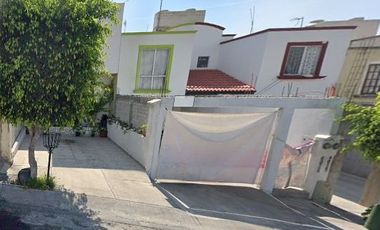 CASA EN CONDOMINIO ENTREGA INMEDIATA