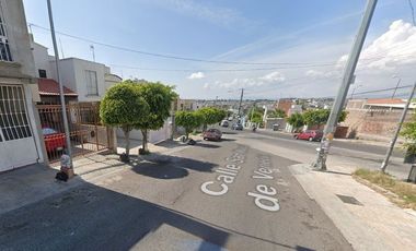 CASA EN CONDOMINIO ENTREGA INMEDIATA