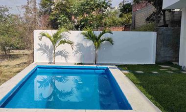 Casa en condominio con alberca