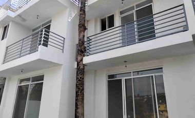 Casa en condominio con alberca