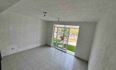 Casa en condominio con alberca