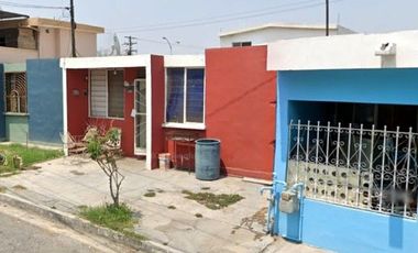 CASA EN VENTA EN VALLE DEL INFONAVIT, MONTERREY, NUEVO LEÓN.