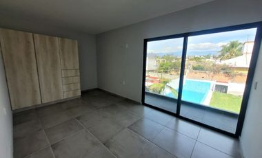 CASA CON ALBERCA EN MORELOS