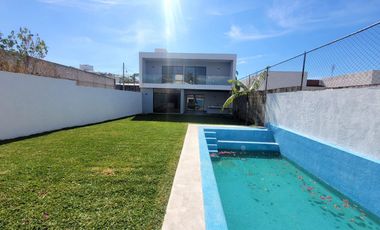 CASA CON ALBERCA EN MORELOS