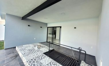 CASA CON ALBERCA EN MORELOS
