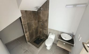 CASA CON ALBERCA EN MORELOS