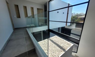 CASA CON ALBERCA EN MORELOS