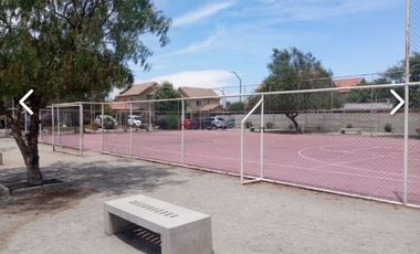 Venta de Hermosa Casa en Condominio cerrado. Lampa Larapinta.