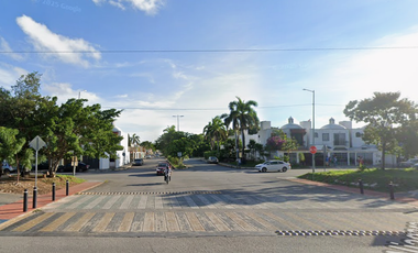 El privilegio de pagar menos y ganar más!! Venta de hermosa casa en remate bancario, P.º Tulum, 77535 Cancún, Q.R.