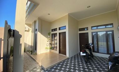 Rumah Cantik Furnished Include 3 Unit AC di Randegan Banjar Patroman Ciamis