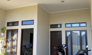 Rumah Cantik Furnished Include 3 Unit AC di Randegan Banjar Patroman Ciamis