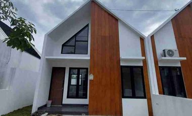 Disewakan rumah baru banget di dalam perumahan